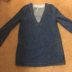 Ne W/O Tags Free people long sleeved jean dress